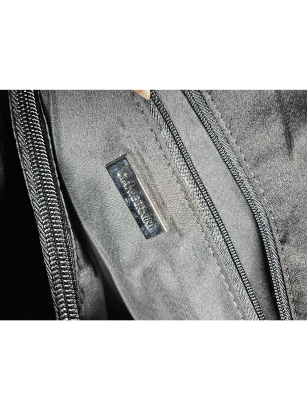 Giani Bernini Top Handle Dome Satchel Crossbody Bag Black & Tan -Faux Leather - Picture 12 of 15
